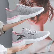 Solid Color Mesh Flying Woven Shoes Injection Moulded